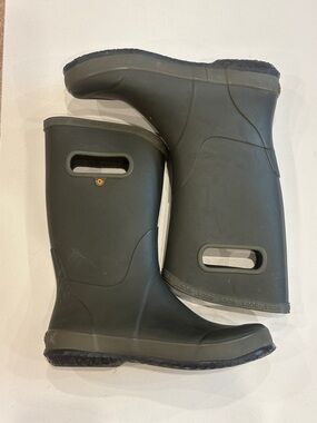 Bogs Kids Olive Rubber Rain Boots with Easy-Grip Handles